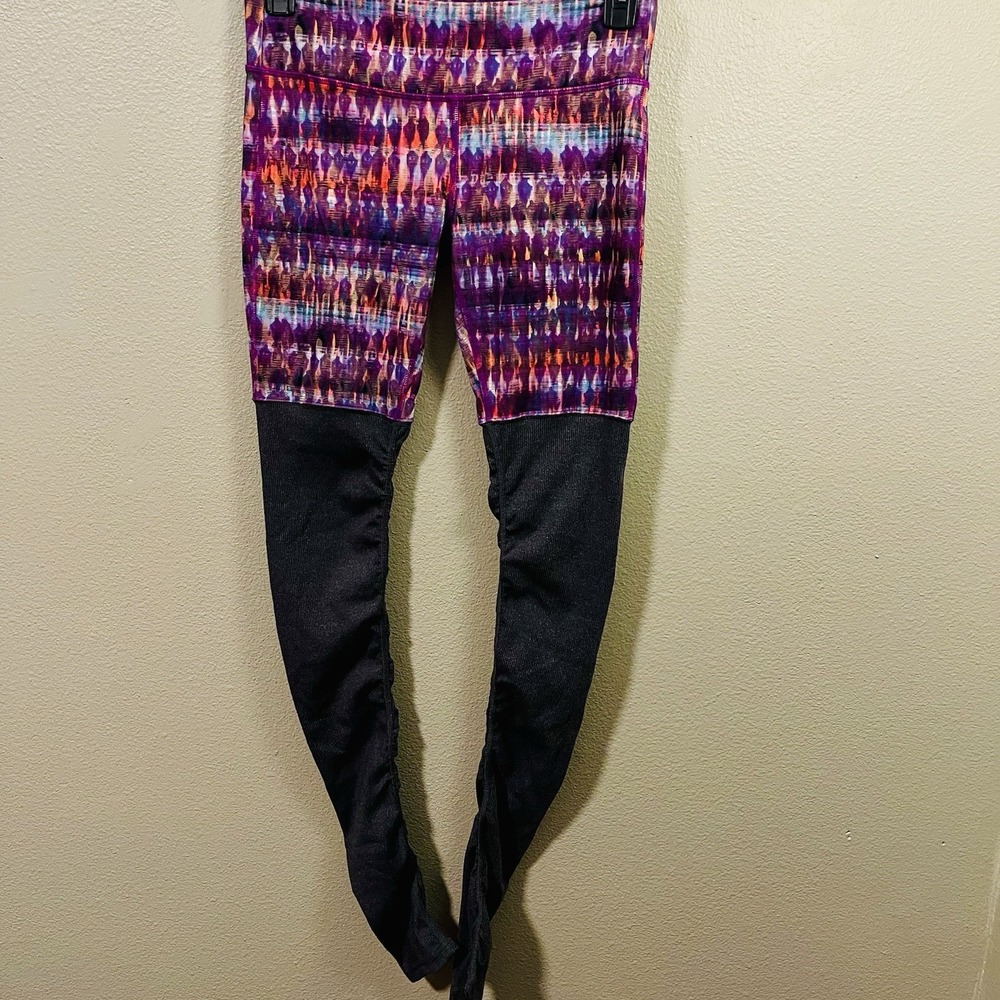 ALO Yoga Goddess Leggings Purple Bhakti Print & Ribbed Gray Size‎ M